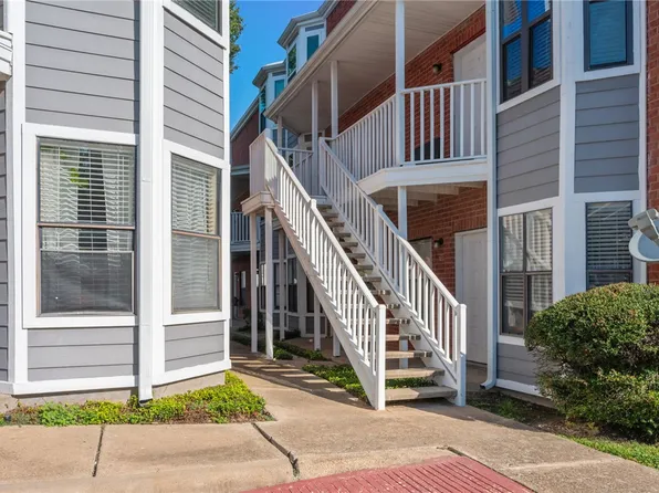 4441 Old College Rd APT 7202, Bryan, TX 77801