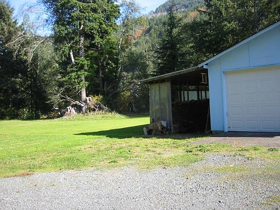 Shop/Garage