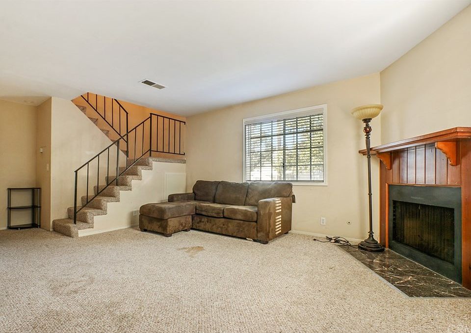 1st image of 820 S Stoneman Ave APT 1