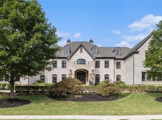 5005 Heatherwood Ct, Roswell, GA 30075