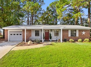 214 Jet Ct, Fort Walton Beach, FL 32548