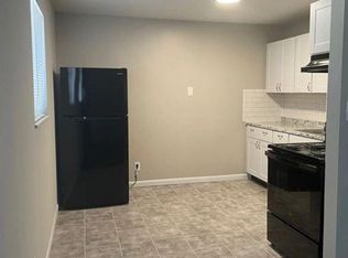 5700 Pleasant Ridge Rd #64720E370, Knoxville, TN 37912