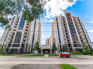 85 Robinson St #102, Hamilton, ON L8P0B9