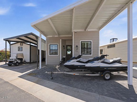 5th image of 555 Beachcomber Blvd #C2