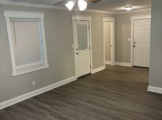 3312 McNair Dr, Moss Point, MS 39563