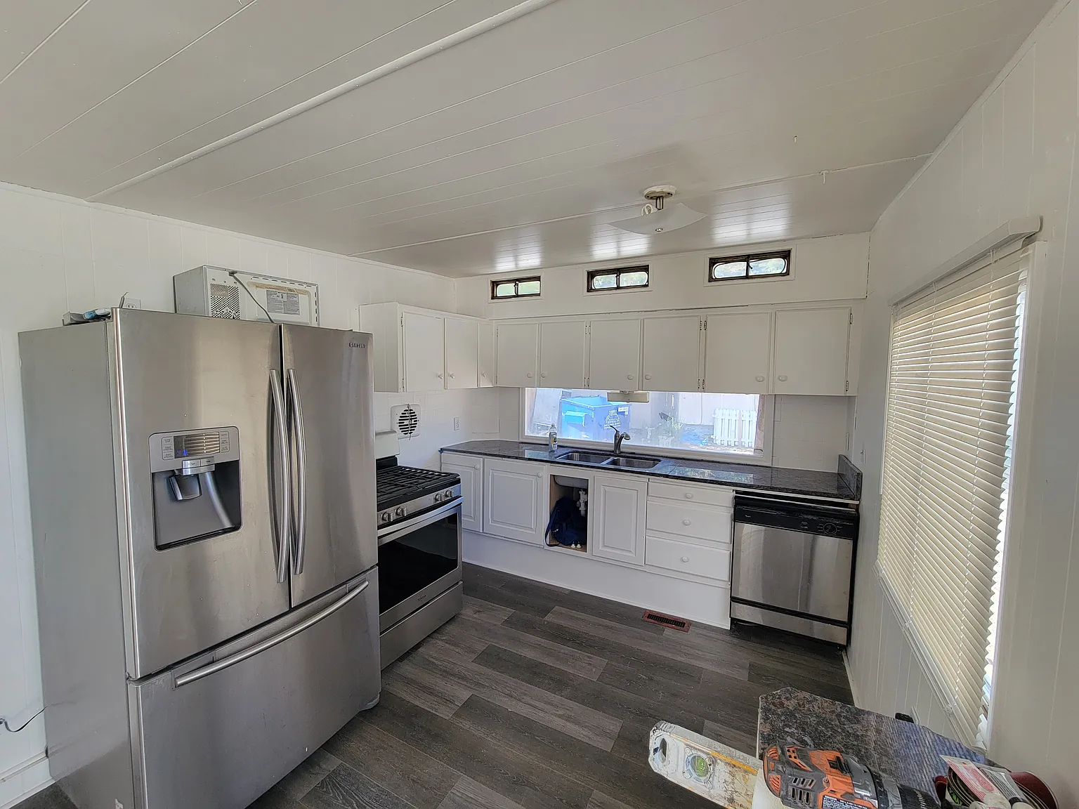 2 bed, 510 sqft, $1,800 — Photo 2