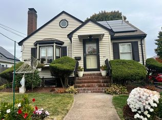 811 Lynnfield St, Lynn, MA 01904