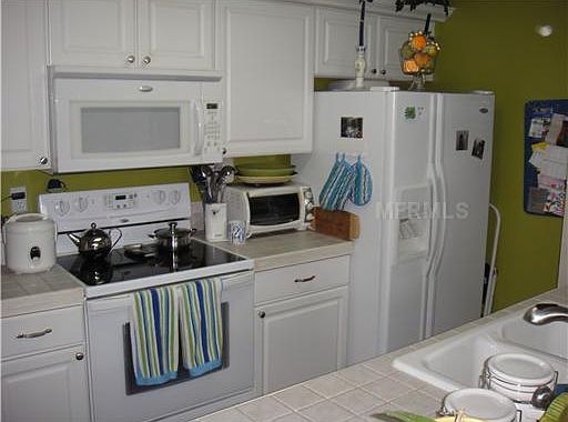 4th image of 2743 N Poinciana Blvd APT 58