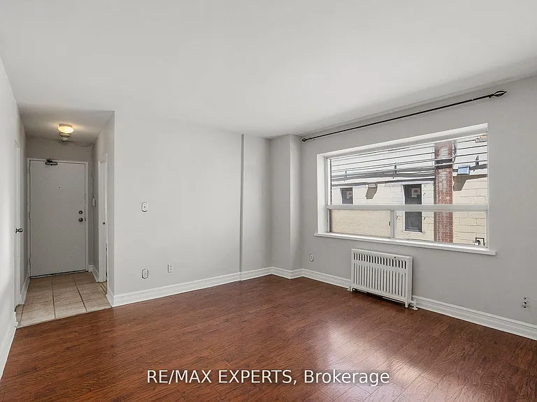 3261A Lakeshore Rd W #101 — Photo 11