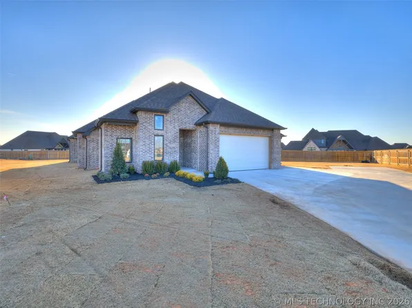 17826 S 48th East Ave, Bixby, OK 74008