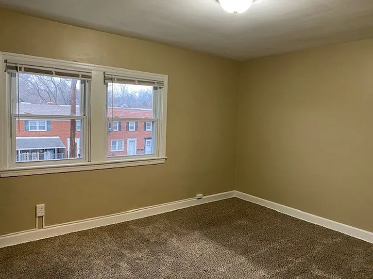 2335 Kensington St — Photo 6