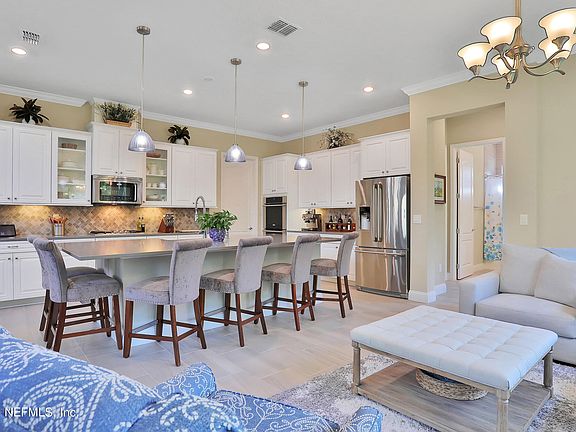 3rd image of 222 Sitara Ln