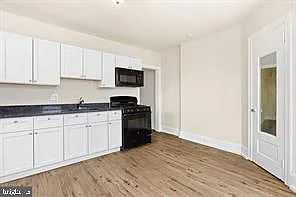 2 bed, 2016 sqft, $1,450 — Photo 2