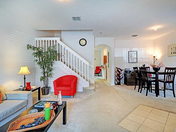 5th image of 124 Monterey Bay Dr