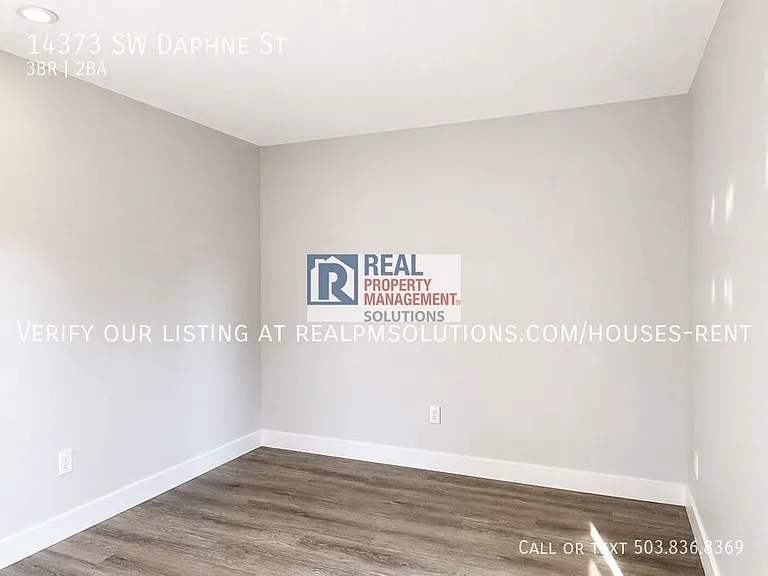 14373 SW Daphne St — Photo 23