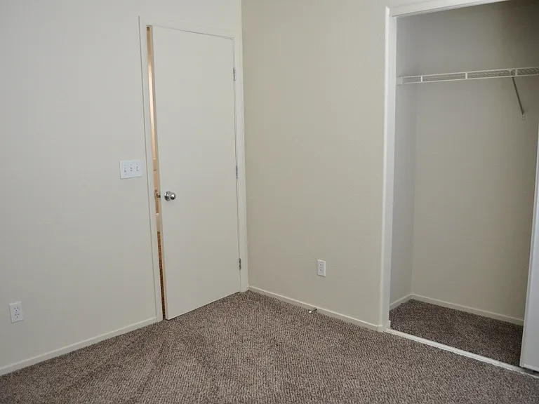 10137 Maidens Wreath Ct — Photo 22