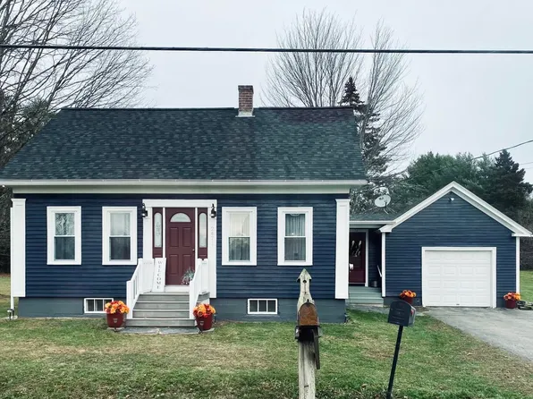 2471 Union Street, Hermon, ME 04401