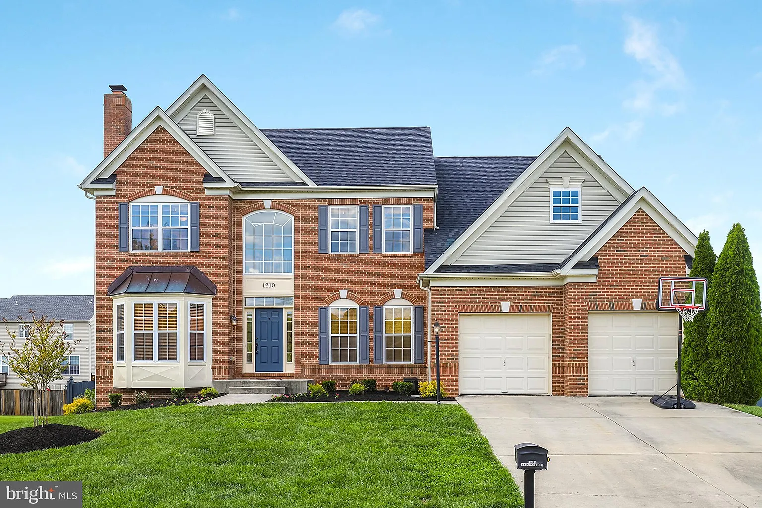 1210 Fescue Cir photo 1