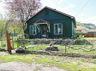 3002 N Walnut St, La Grande, OR 97850