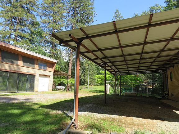 3rd image of 2400 Bald Mountain Rd