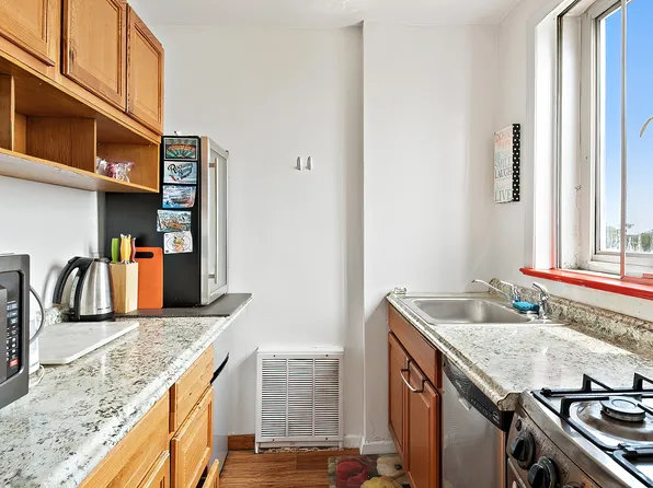 4320 Van Cortlandt Park E image 10 of 15