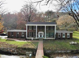 24203 Jacks Fork Rd, Rush, KY 41168