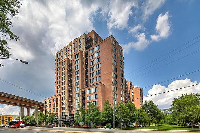 1st image of 2451 Midtown Ave #1414