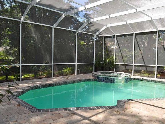 5th image of 8613 Rosemont Dr