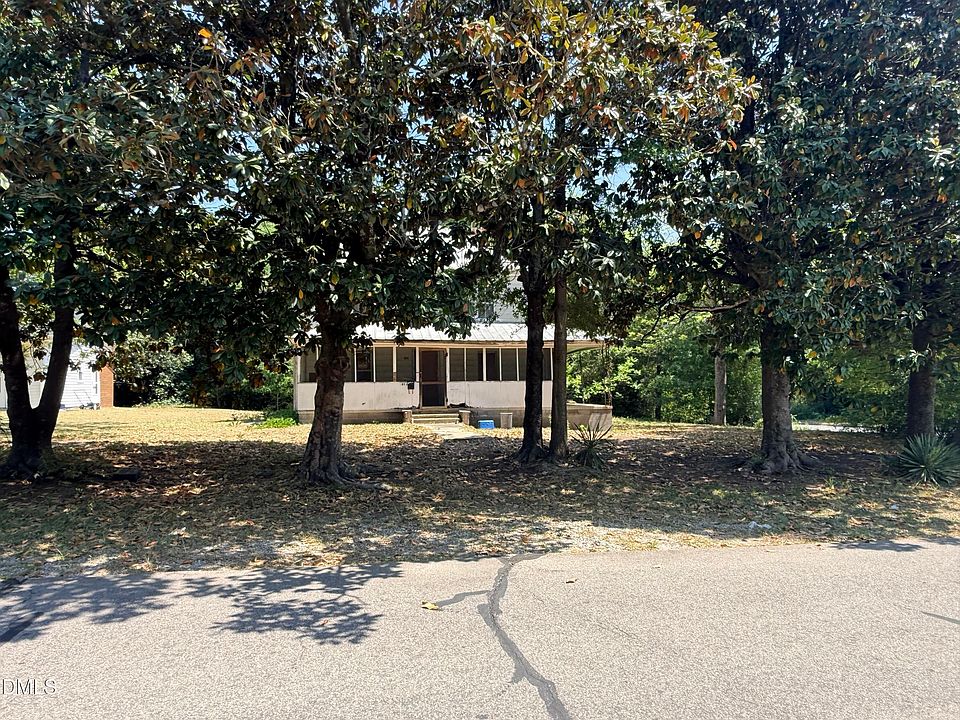 1st image of 1011 W New York Ave