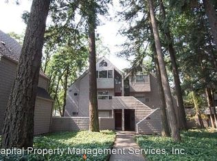 4685 Galewood St APT C, Lake Oswego, OR 97035