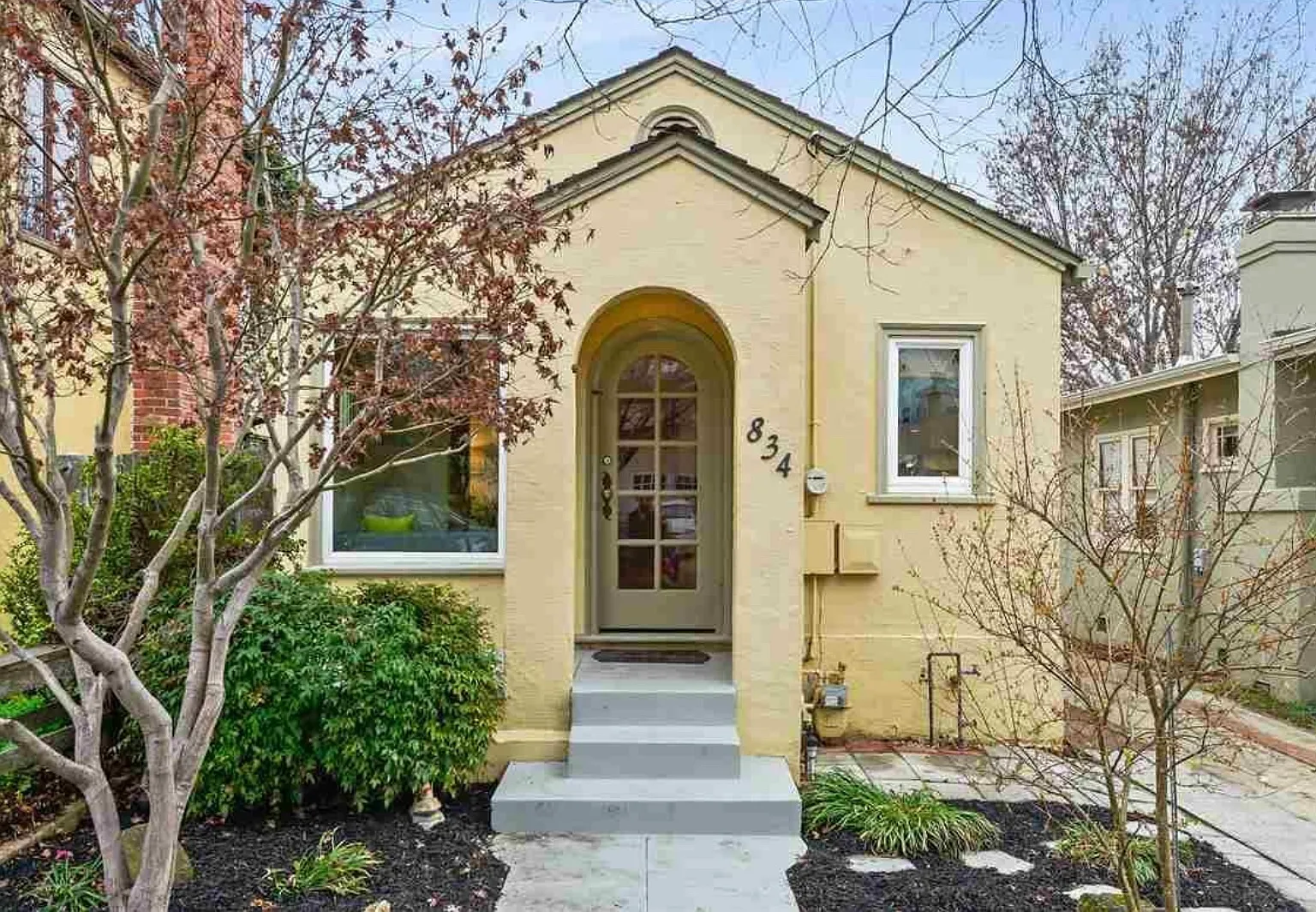 834 Ramona Ave — Photo 1