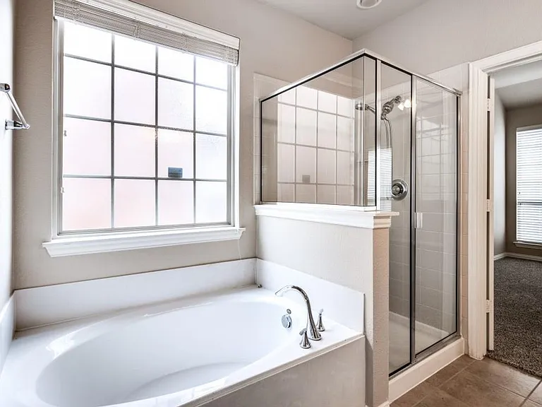205 Chester Dr — Photo 17