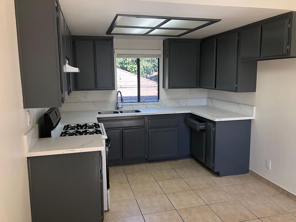 Quartz counter tops