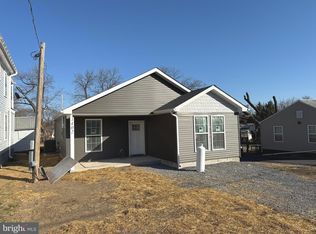 1402 W Virginia Ave, Martinsburg, WV 25401