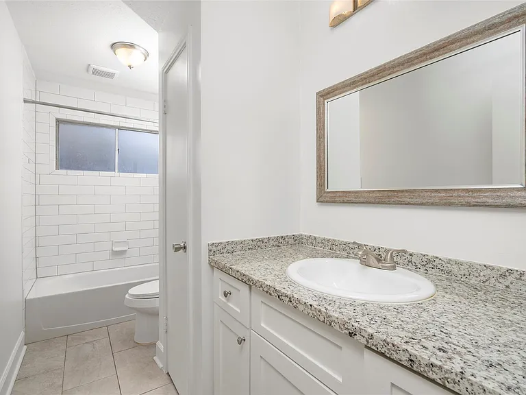22514 Round Valley Dr — Photo 26