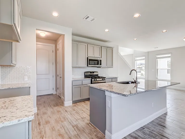 113 Riverhill Dr — Photo 10