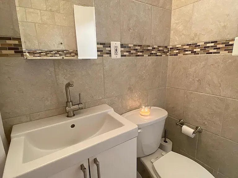 305 C St NE #308 — Photo 23