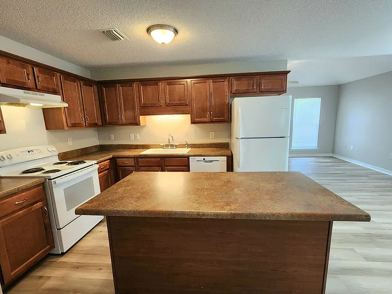 1732 Abbey Loop — Photo 14