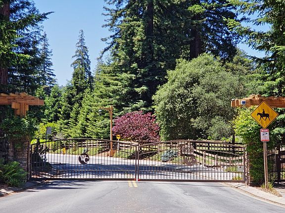 3rd image of 365 Henry Cowell Dr
