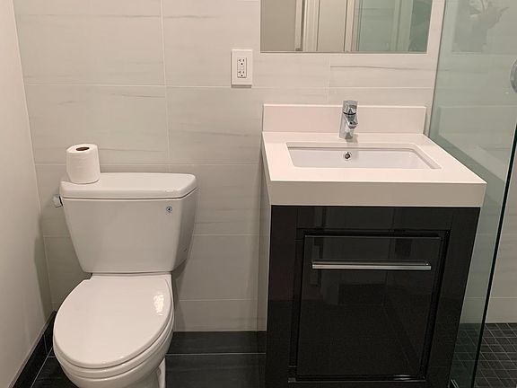 4th image of 330 Presidio Ave #7