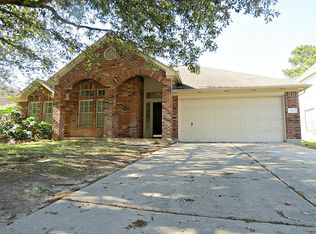7031 Oak Walk Dr, Humble, TX 77346