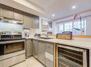 15 Cornell Meadows Ave #A206, Markham, ON L6B1B6