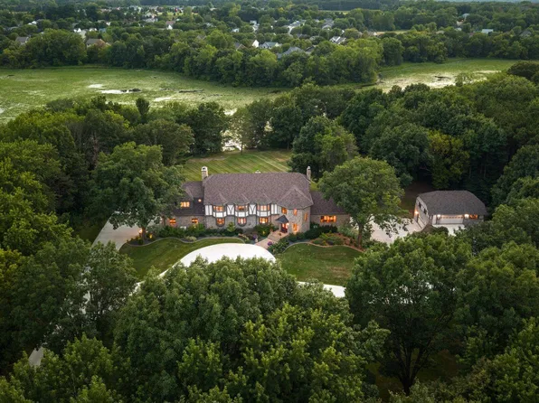 1166 Nightingale Blvd, Stillwater, MN 55082