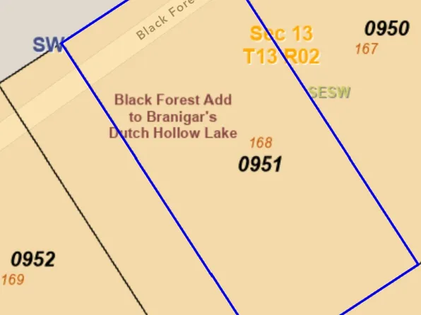 951 Black Forest Dr, La Valle, WI 53941