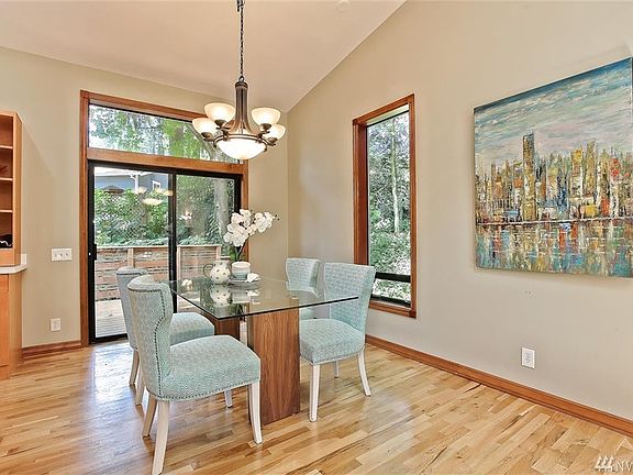 3rd image of 8209 172nd Ave NE