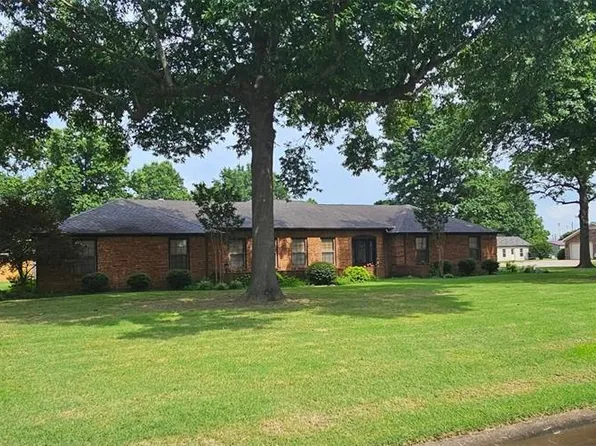 900 Osborn Ave, Kennett, MO 63857