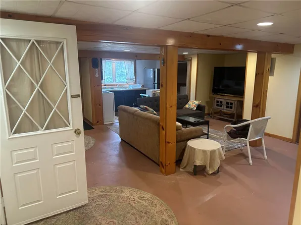 5 Nevis Ct, Westerly, RI 02891