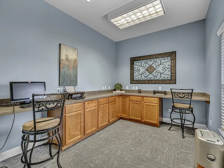 Beaver Creek Apartments Business Center