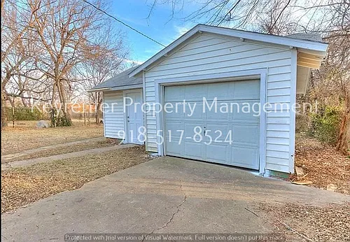 224 E Zion Pl Photo 1