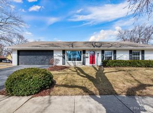 1343 Yorkshire Dr, Hanover Park, IL 60133